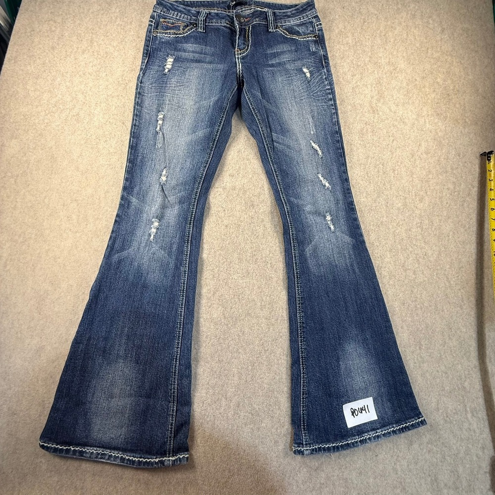 Z2 Jeans Womens 9 Medium Wash Distressed Low Rise Flare Embroidered Flap Pocket